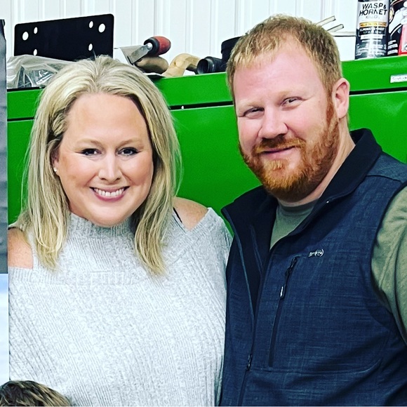 Meet your Posher, Ashley - Picture 1 of 1